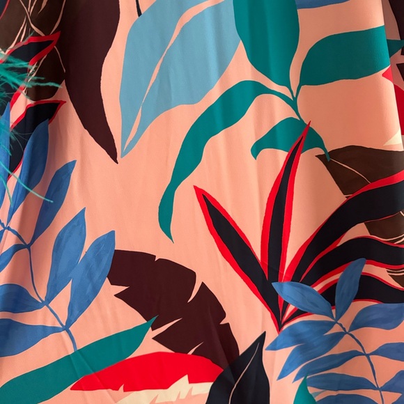 Tuckernuck Vibrant Palm Feather Sleeve Maxi - Picture 4 of 5